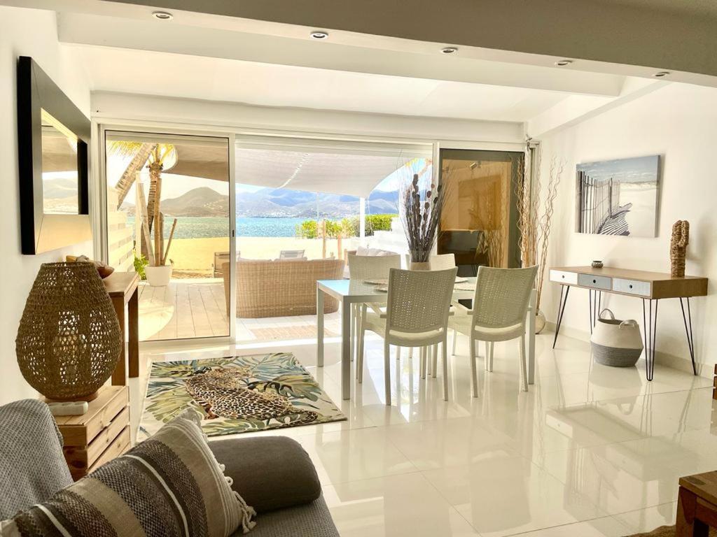 Villa Cocoon Sur La Plage Sandy Ground Kültér fotó